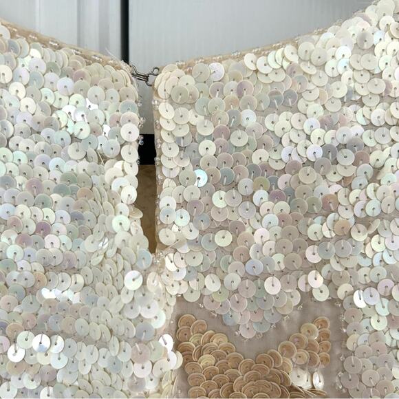 Vintage Silk & Sequin Cream Star Print Top w/ Zig Zag Edge - Picture 5 of 8